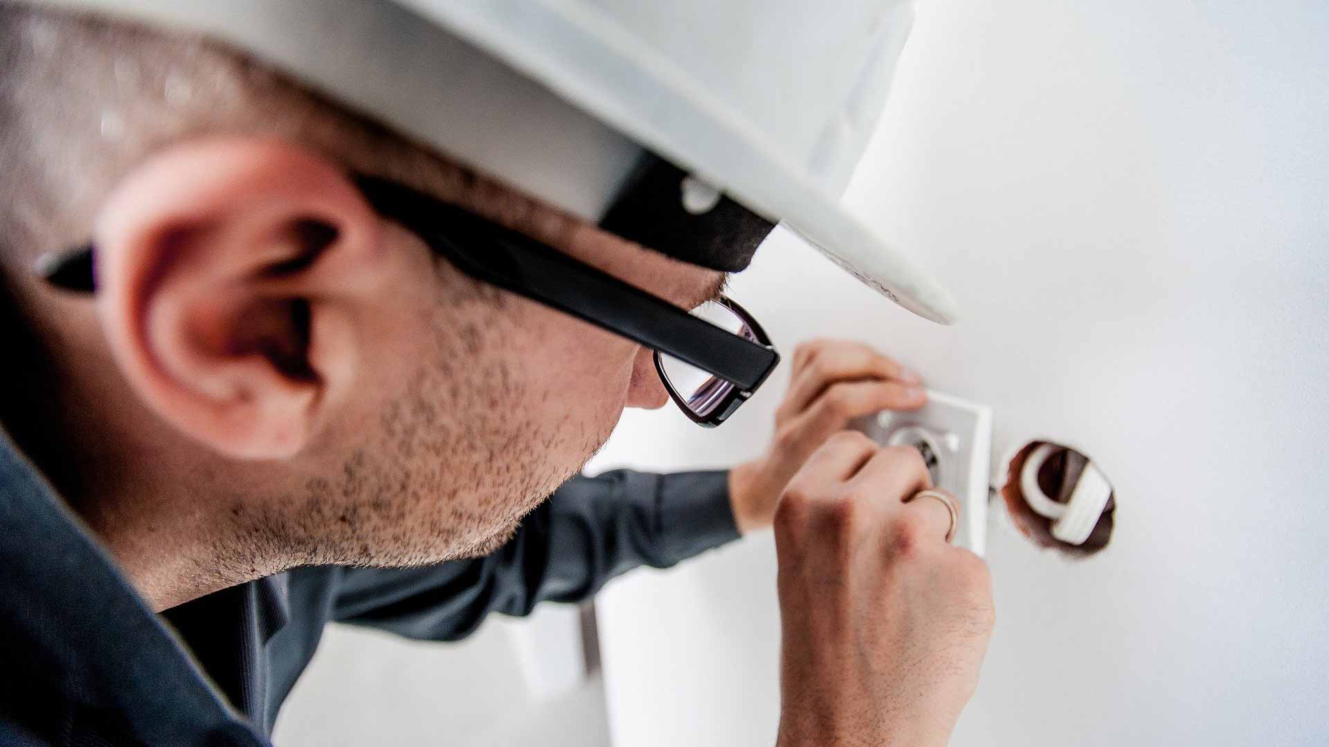 SAS-AVEG.FR – Agence de Vendée en Electricité Générale